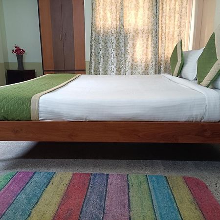 Riverview Guest House 古瓦哈提 外观 照片